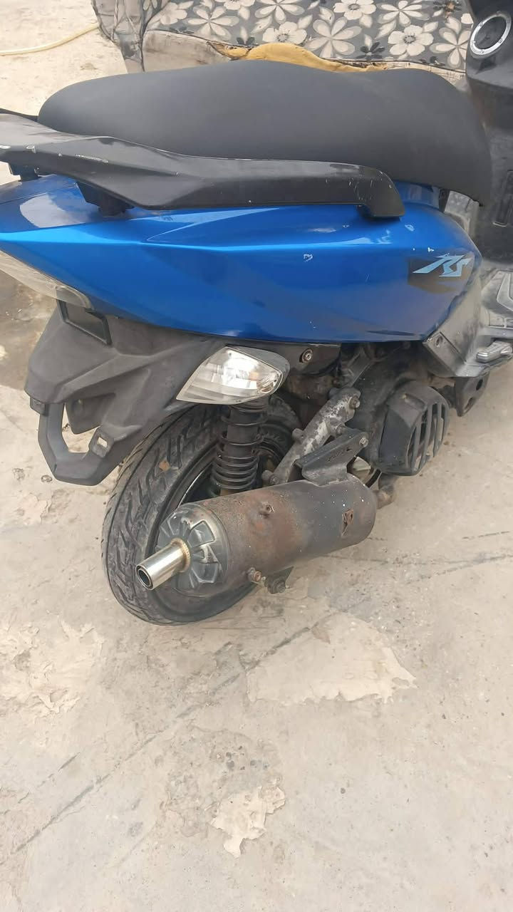 دراجهgtrمكينه مفتوحه نوزل شغاله نكره سلف كلجات جدد شلعه ومعدل نقص فقط بجم للمراوس بدراجه140جبيره أو بيع ب350قفل المكان الغزاليه رقم ***********

