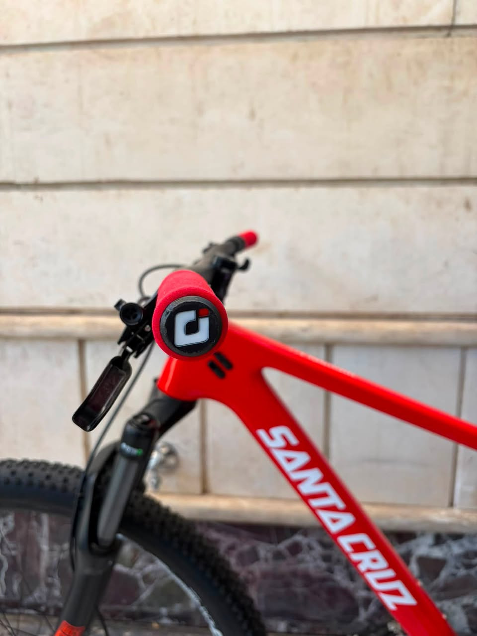 السلام عليكم🌟
للبيع SANTA CRUZ HIGHBALLcc
المعدن كاربون 
حجم الفريم L
حجم التاير 29 
كروب سيت SRAM SX
دبل ROCKSHOX RECON 
تايرات من شركه WTB بنضام الچوبلس
وياله من شركه ZTR RAPID
قبضات من شركه odi
ستيرن كاربون 
رگبه كاربون 

للتواصل/***********☎️
مكاني بغداد زيونة 710📍
يتوفر توصيل جميع انحاء العراق🚚
