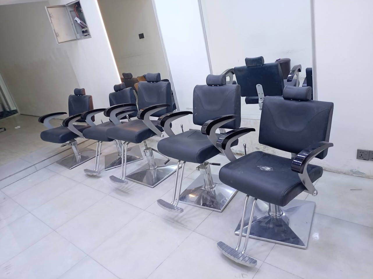 للبيع بغداد *********** عنوان حي الجامعة
