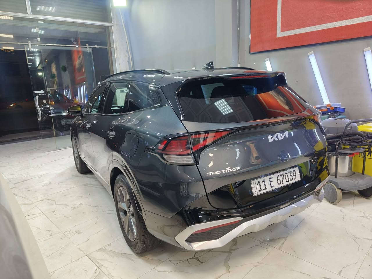 السلام عليكم
للبيع كيا سبورتج SX فول مواصفات 
الحادث مرافق مع المنشور 
موديل 2024 
السعر 205$ بغداد مرقم 
الاتصال فقط 
***********
