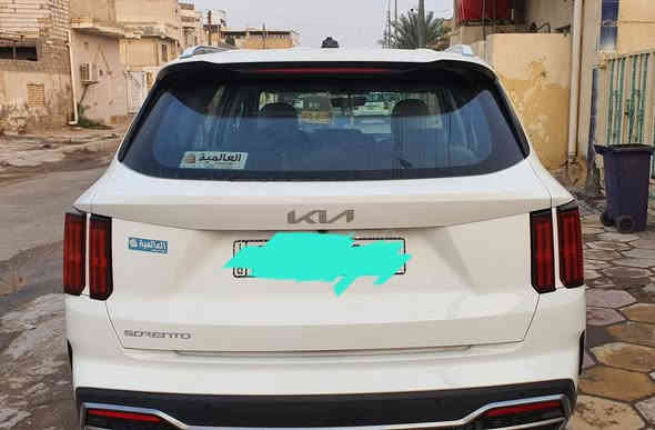 سورنتو للبيع موديل ٢٠٢٣ خليجي فول مواصفات عدى البنرامه رقم بغداد الدولي ماشيه ٦٣ الف سته سلندر كير ماوس بيه بارد بسيط رقم الهاتف ***********
