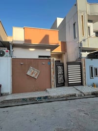 دار للبيع • منزل للبيع • هيما سيتي الأولى • عقار للبيع • 100 متر مربع ...