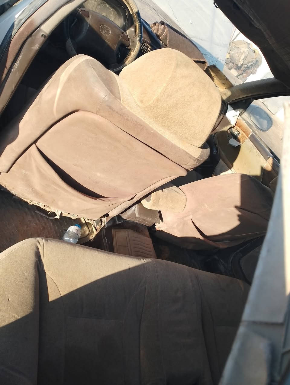 سلام عليكم
للبيع كرسته نفخ
محرك وكير بطه نظيفات شرط
رقم بصره راعيهه بلبصره وكاله عامه بسمي 
العنوان واسط قضاء الحي 
***********
