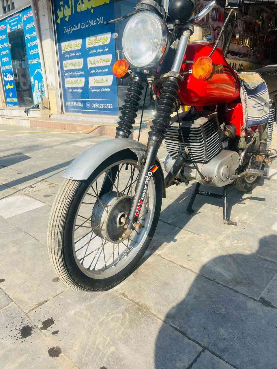 السلام عليكم دراجه 82كصه 1داينمو ارميجر الماني كلها شغاله نص هندر دراجه مكفوله من كل عيب كهربائيات كلها شغاله السعر 900وبي مجال مكاني الدجيل موشراي لتخابر متوازي واريد ابيع بهل سعر***********
