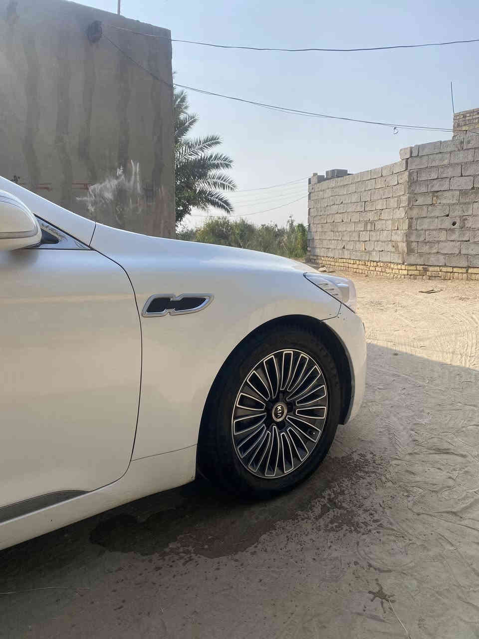 كيا كوريس 2015 وارد خليجي 
كفاله عامه مكينه V6/3800
تخم تاير جديد + باتري جديد 
ماشيه 159 
فول مواصفات للاخير 
بانوراما

حساسات خلفي امامي 
شاشه تحكم ماوس 
تحكم بالستيرن 
بدون جكات المرغوبه 
كامره خلفي 
مري ترحيب 
عتب ترحيب 
برده خلفيه +برد بالبيبان الخلفيات 
داخل جلد بيجي كهربائي 
سياره نضيفه بمعنى الكلمه وبعد بيهه هواي مواصفات كلش ما ذاكرهن  
رقم اربيل تريد وكاله تريد مداور باليعجبك 
مكاني نجف سعر $195. وبيهه مجال قليل للشراي
رقمي *********** اتصل وبخدمتك
