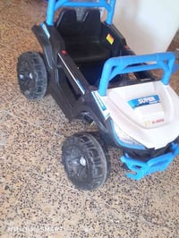 للبيع • مركبة أخرى • معلومات قليلة