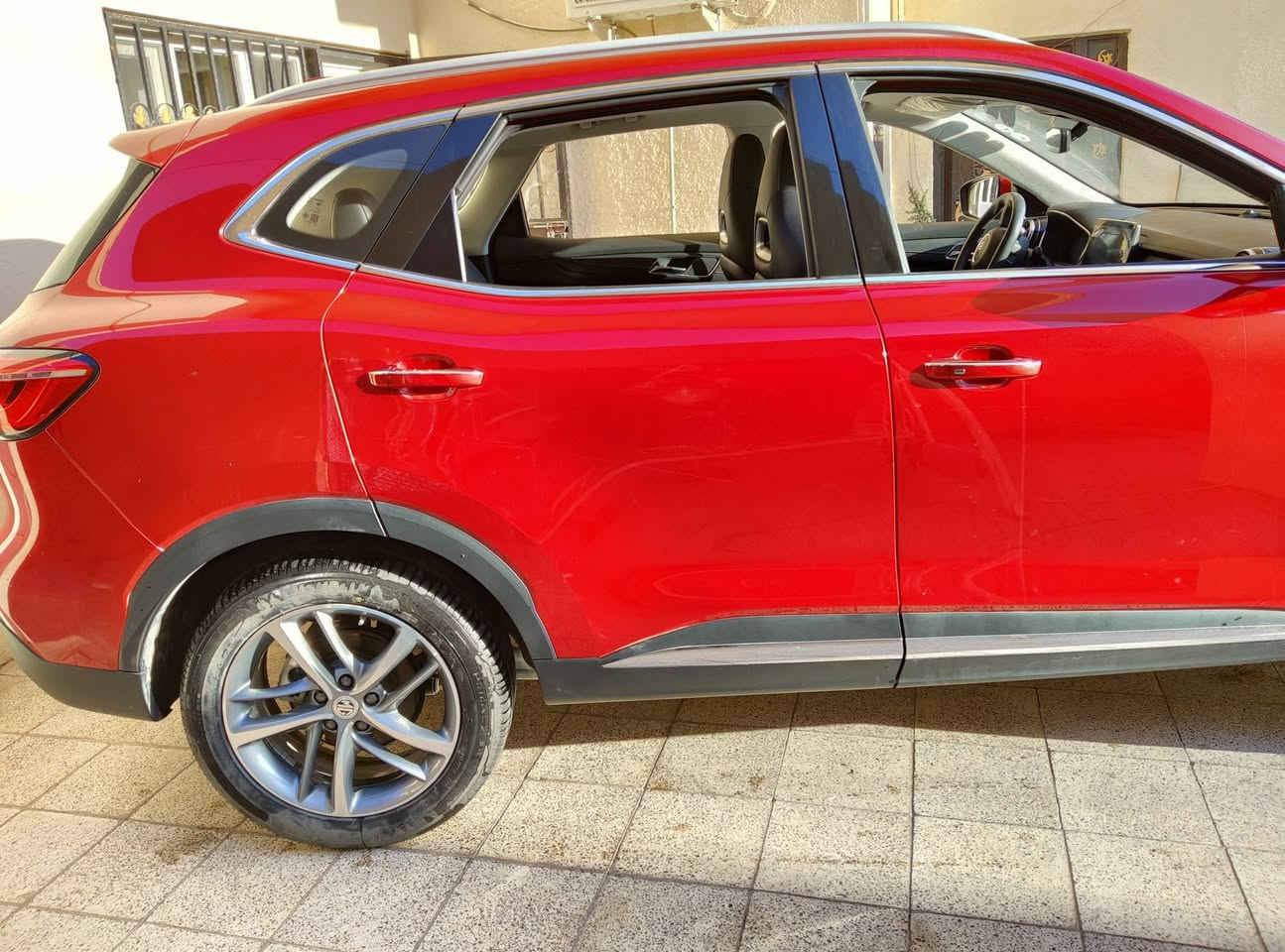 السلام عليكم سياره ام جي Hs 2022 زير للبيع ماشيه ١ السعر 155
الهاتف ***********
