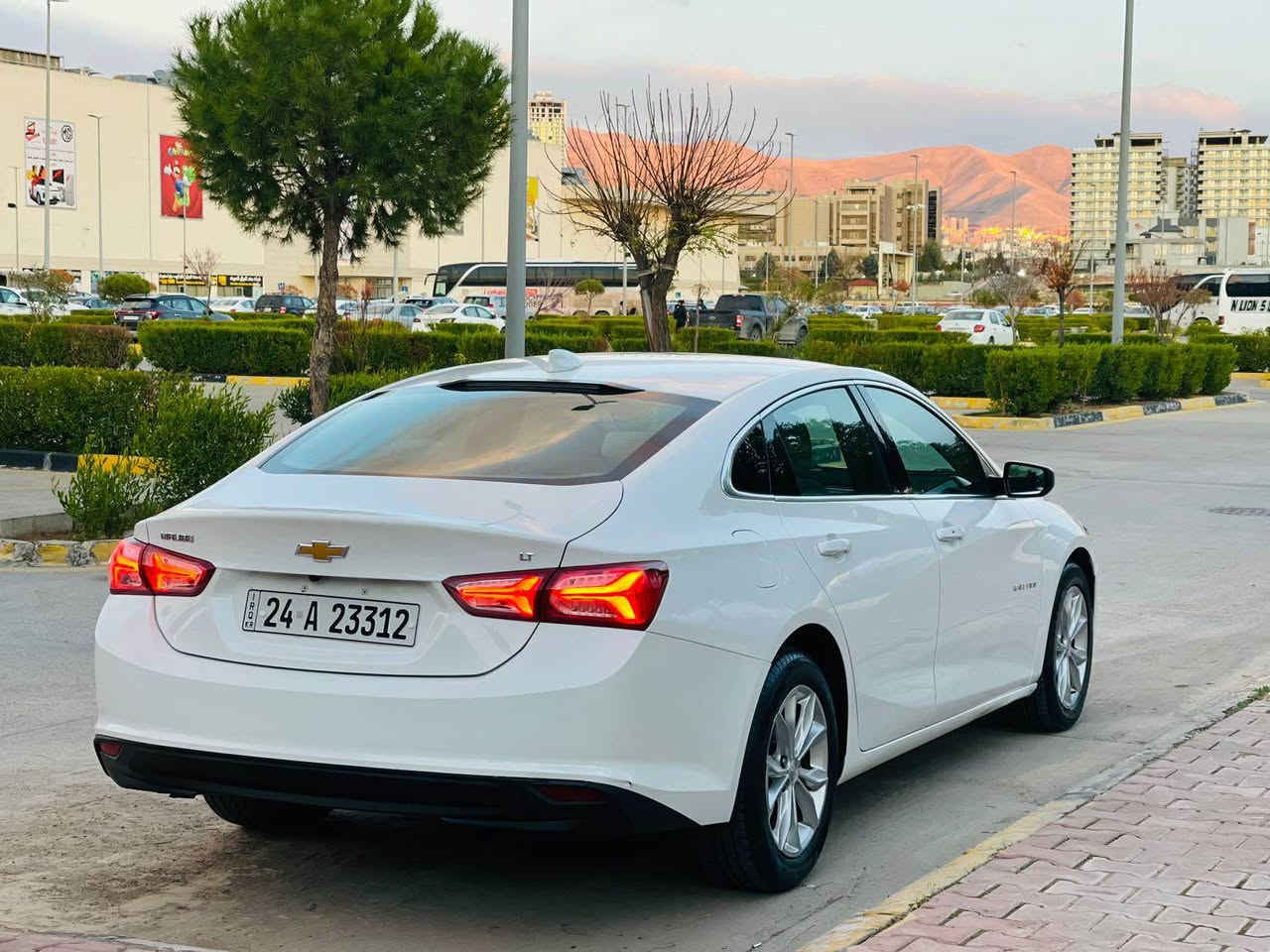 Chevrolet malibu 2019 LT 

مالیبۆ مۆدێل 2019 LT 
سەیارەیەکی زۆر جوان و بیانو بڕە 
١٥٠ هەزار ڕۆشتووە 
گێڕ و مەکینە و هەموو گیانی بە شەرت 
سەیارەکە بە کلین داغڵ بووە 
لێرە بۆنیدی گۆڕاوە بێ ناوگرتن و ئیرباگ بە شەرت 

مواسەفات : 

بەسمە 
دەرگا بەسمە 
شەغال 
شاشە گەورە 
کامێرا 
لایت پێش و دوا لید 
لایت عەدەسە و زینۆن 
ئۆتۆ هۆڵد 
ئۆتۆ ستارت ستۆپ 
کوشن کارەبا 
کوشن هیتەر 
ناو کرێمی 

زۆر مواسەفاتی تر 

سەیارەکە لە سلێمانییە 

نرخ : 115$ 

📞0772 531 4474 السليمانية, العراق

