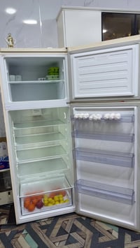 ثلاجة نضيفة • فريزر يجمد • حي الجوادين بغداد