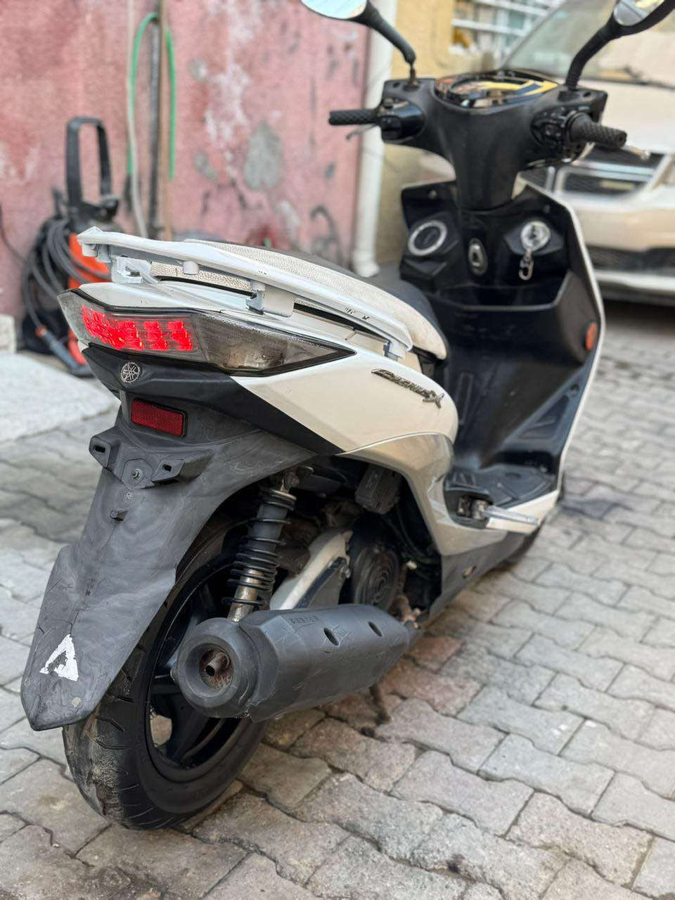 للبيع سكنس لد حديث  دراجه جديده مال رمبه مكفوله مكينه ناعمه كفرات اصليه شلعه معدل خير من الله دراجه تتعب تكول جديده مال جناي مستعجل على بيعتهه مكان بغداد الكرخ السعر 850  واللستفسار *********** بغداد, العراق
