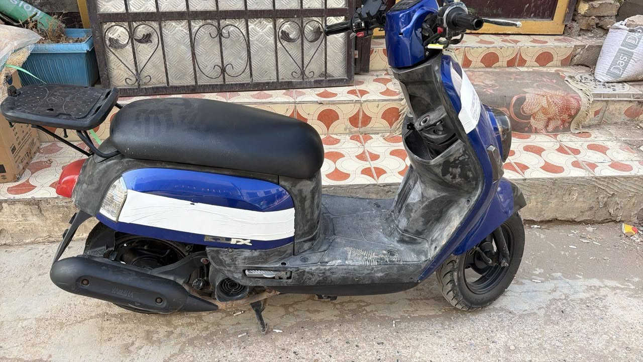 بوليس نوزل كلشي بيها ع البلاد مكينه بلاد جاهزه نشاط يخبل  سعر 700 وبيها مجال مكاني مفرق  ***********
