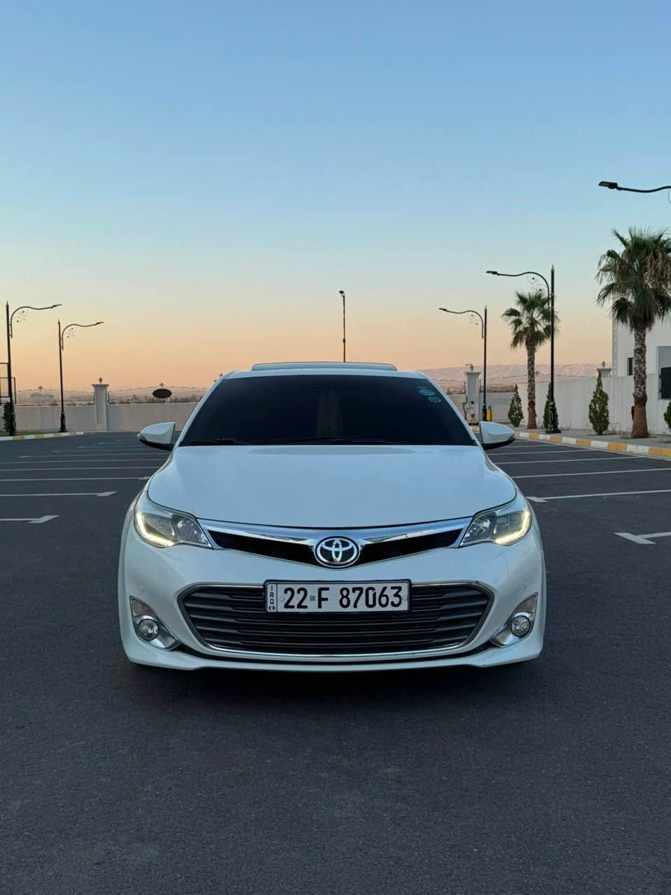 Toyota Avalon 2013 xaleje 2 3asa shasha gawra sayaraka hamw shte new ba nawe xomana 5-6 je gchkay ta7dele haea kamak sbuxe fredaea tundw tola hamw gyane bashart *********** أربيل, العراق
