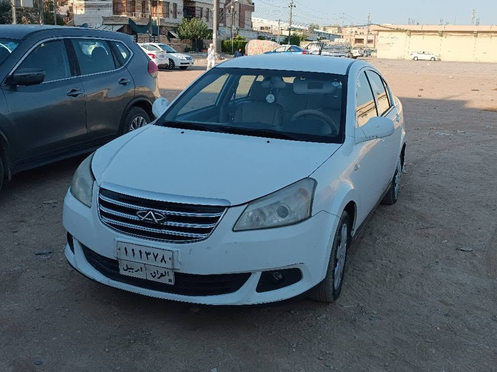 سلام عليكم سيارة شيري e5 جاهز تبريد محرك كلها مضبوط سياره بسمى نضيف قطعة وحده بيها صبغ 2014  وخلاص  *********** مح واتس اب أربيل, العراق
