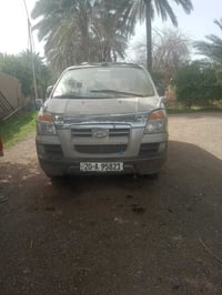 ستاركس للبيع موديل ٢٠٠٤ بسمي سعرها ٧٠ وبيها مجال   الاستفسار اتصل 0771...