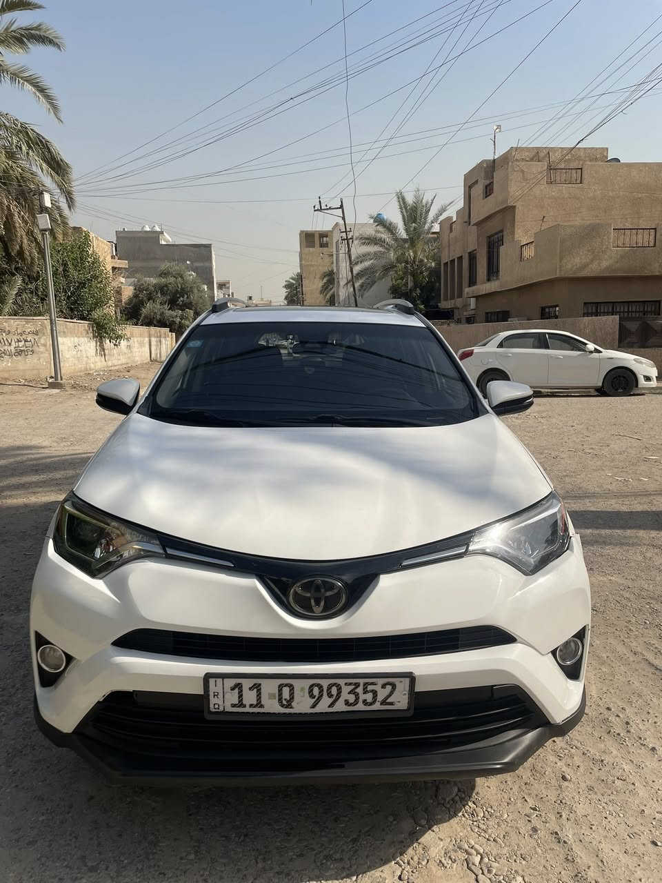 السلام عليكم 
راف 4     2018 XLE 
فتحه ورادارات وتحكمات فقط بدون بصمه 
حادثها موضح بالصور بالاضافه الى كلير فقط كلير اجه بيها من امريكا جاملغ امامي ايسر وبابتين  نفس الجها  بدون دواخل بدون ايرباك بدون فتح  بدون بارد  
 السياره جديده وعلى ايد وحده وادامه اول باول 
السعر  152$
رجاءا رجاءا سعرها كلش مناسب وادري بيها هواي صبغ معارضها اني بسعر المكفوله  والشراي  يجي ينورني ويشوفها ويفحصها وين ميريد ويقتنع  وما اوكف ويا بالسعر الي يريده يشوف خيرها بالتلفون وتعليقات ربع ماانزل 
ماشيه 106 ميل 
مكانها بغداد الغزاليه 
***********
