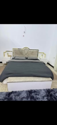 غرفة ٩ قطع • عليها ضرر • شعب