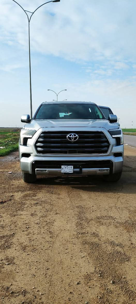 السلام عليكم 
لون 

سلفر 

Toyota 

Sequoia Limited  Hybrid

تويوتا - سيكويا لمتد هايبرد

* موديل٢٠٢٣

* المحرك : 3.5 ليتر ( 437 BHP )

* عدد اسطوانات : 6 ( سلندر )

تون تربو 
المواصفات :-

- مثبت السرعة

- مقاعد كهربائية 

- مقاعد جلد

- مقاعدمتصله 

- مقاعد تدفئة و تبريد

- بانوراما 

- عدد المقاعد 7

- الويل قياس 20 انج

- صندوق كهربائية

- نظام المكابح المانعة للانغلاق ABS

- نظام قفل العجلات

- أنوار LED أمامية

- كاميرا 360 درجة

دبل ثقيل وخفيف 

ماشية 37الف km

السيارة حادث خلفي بدون دواخل بدون ارباك 
السياره وارد امريكي 

- نظام مراقبة ضغط الإطارات

- ابل كار بلاي و توصيل بلوتوث

- نظام صوت بريميوم

للسعر  550
للمزيد من المعلوما

الاستفسار 
*********** سامراء, صلاح الدين
