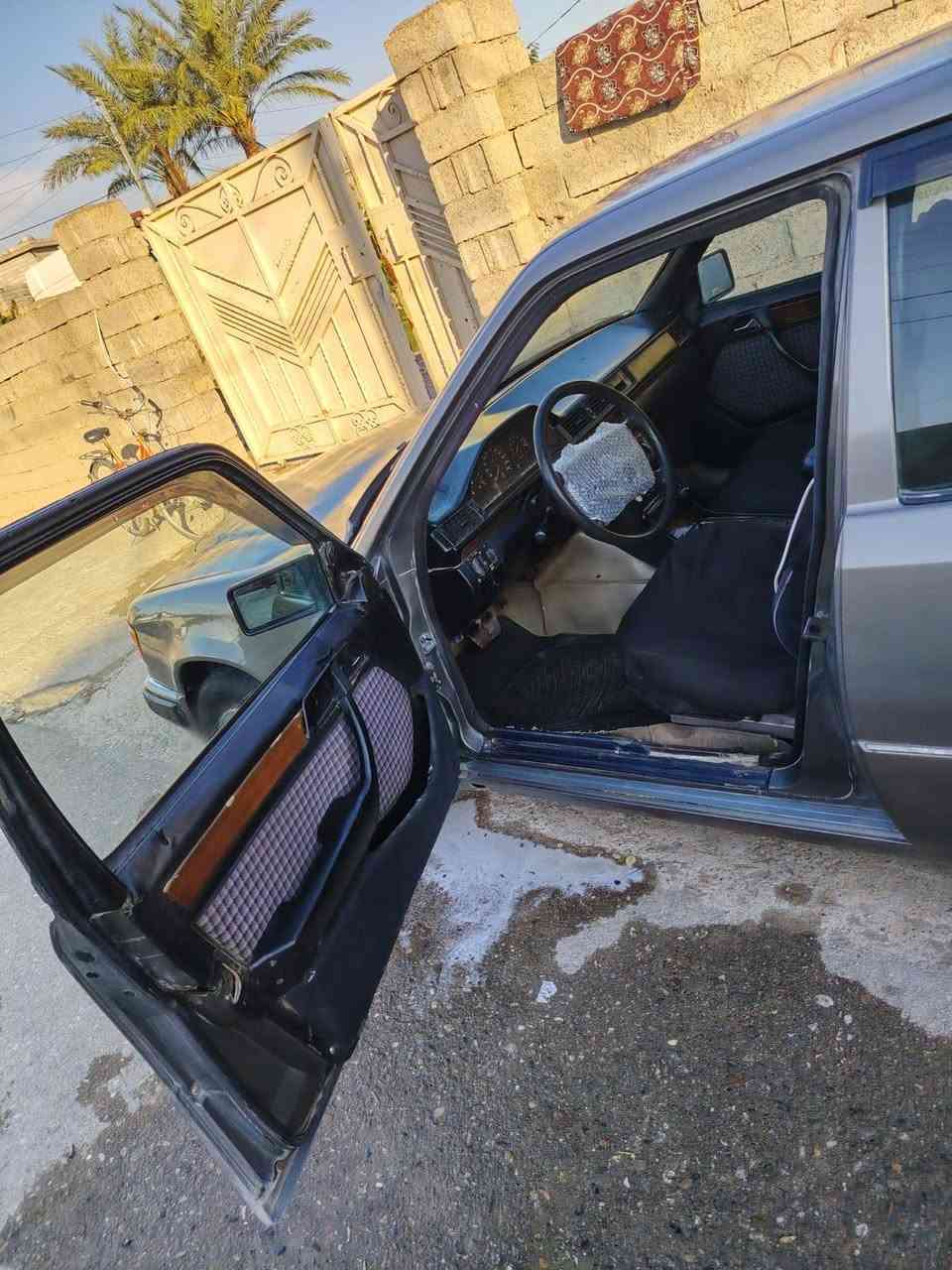 للبيع مارسدس موديل 91
رقم انبار مشروع وطني تحويل مباشر
كير جديد محرك ٢٥٠٠ نضيف
سياره يرادلها ترتيب قليل
مكاني ديالى /السعدية
السعر 42 $ بي مجال بسيط
للاتصال ***********
