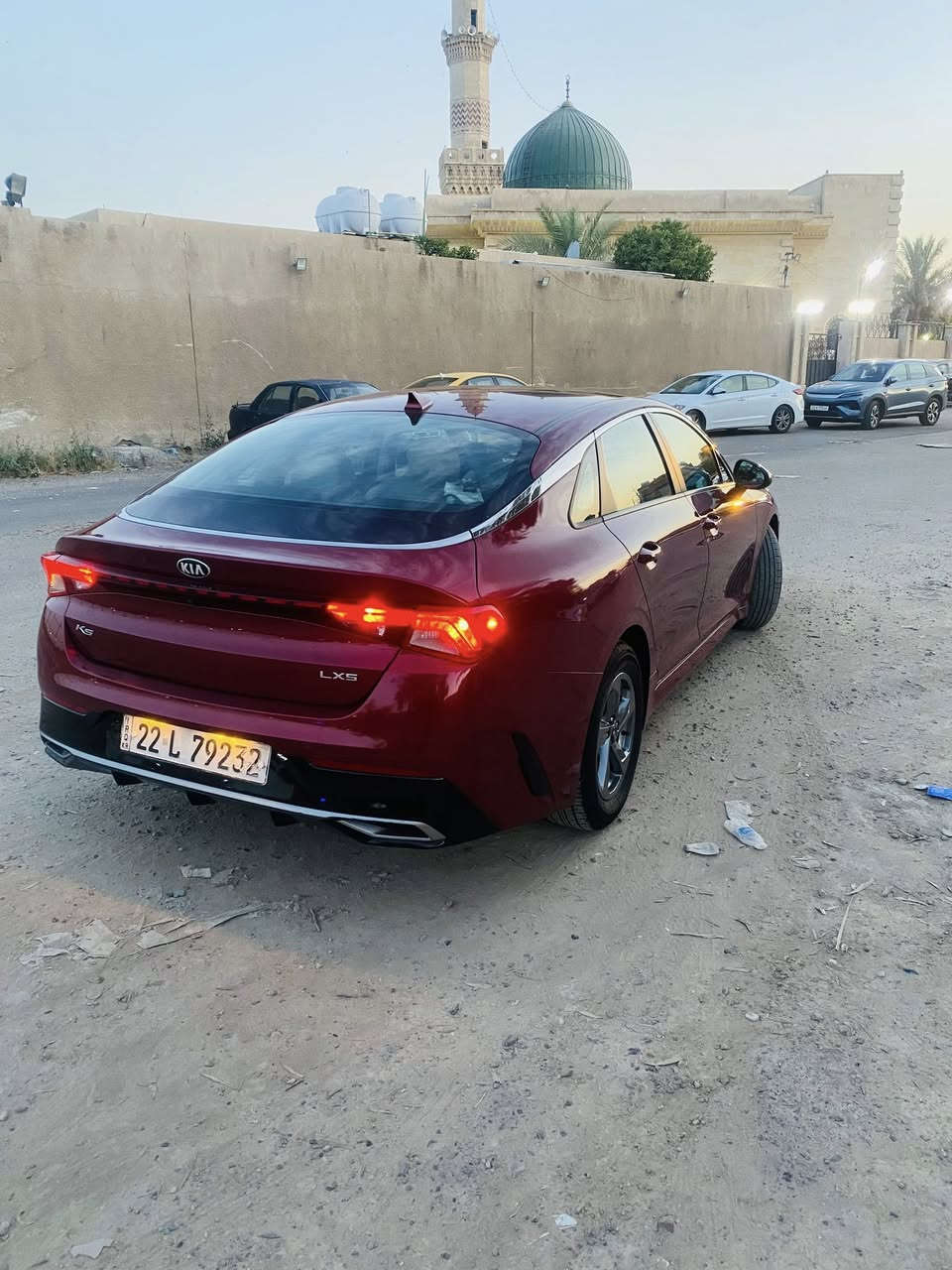 Kia k5 2022
وارد امريكي قطعتين فقط بدون دواخل ايرباك برده فقط
تحديد مسار 
تشغيل عن بعد
بصمه ابواب 
شاشه كاو بلي اندرويد اوتو بلاد واير لس 
انضمه قياده متعدده 
صندوك ينفتح ع حساس 
سياره جديده وبدون نواقص جاهزه ع اخر حبايه 
صدر جديد
بالعراق صار طخه بيهة بالجاملغ الخلفي فقط خفيفه بدون دواخل 
مكان السيارة بغداد العامرية 
السعر 139 وبيهة مجال قليل بيع سريع 
***********
اتصال فقط
