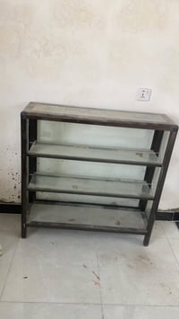 فاترينة • خزانة عرض