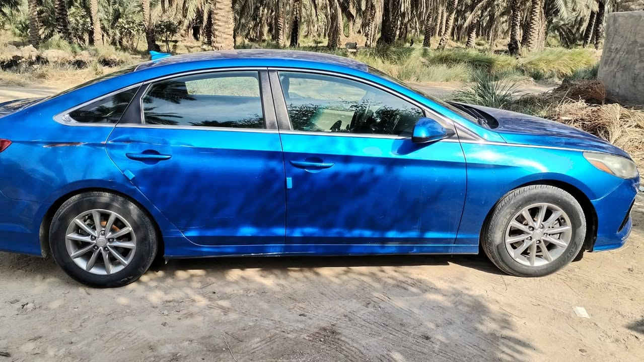 السلام عليكم
سوناتا ٢٠١٨ امريكي حادث خلفي صندوك 
رقم اربيل الدولي 
محرك 2400 جي دي
فول موصفات  
 رادارات
 ويل كب 
تحكمات ستيرن 
شاشه
ثلاث انظمه قياده 
ماشيه90الف ميل
كير مكينه ما مفتوحه 
تبريد تدفئه صدر كفاله 
السعر 133وبيهه مجال
مكان السيارة كربلاء_طوريج الخيرات 
للاستفسار الاتصال ع رقم ***********
***********
