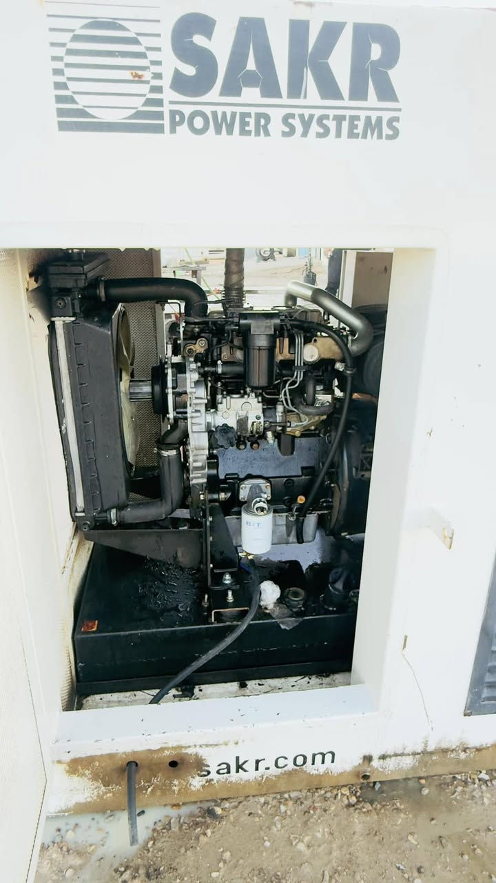 سلام عليكم أخوان 
بيركنز  مفتوحه ستندر بالشرط 45  KVA كاتم 100/ 100 

مسيوبيشي  بلاديه 44  KVA  سوبر 

العنوان ديالى /للاستفسار ***********
