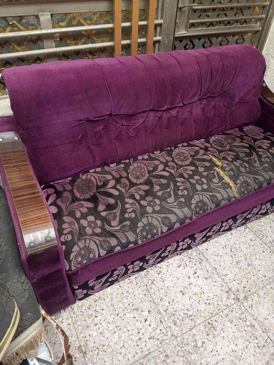 السلام عليكم تخم مواضح بل فيدو البيع السعر 100هذا رقم ***********
