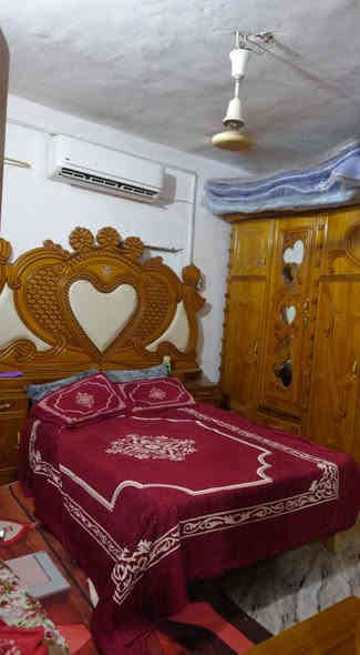 للبيع غرفة صاج سعر مليون وست ميه وبيها مجال العنوان كرمت علي ***********
