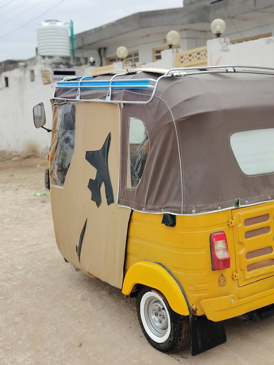 سلام عليكم تكتك للبيع  19 شهر5 التكتك مال جناي نضيفه كلش معمره دوس اوراق المصطفى كهربائيات كلهة شغاله  السعر 5 وبيهه مجال
الاستفسار ***********
