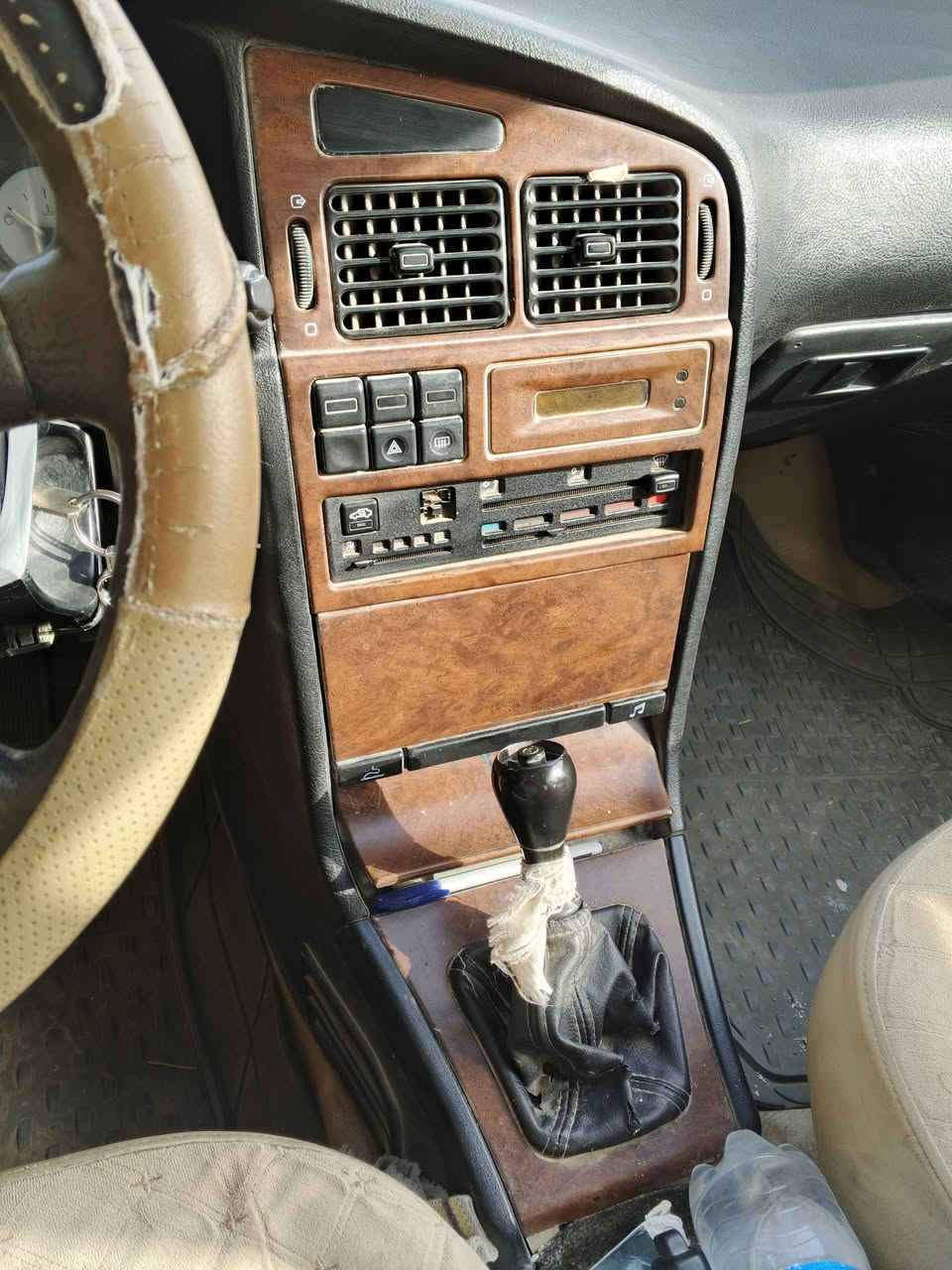 بيجو بارص 2010تخم تاير جيد حداديه جديده تبريد فول مكينه كير مكفولات هيه غرامه مصفره سعر 20ورقه قفل رقم مبايل ***********
