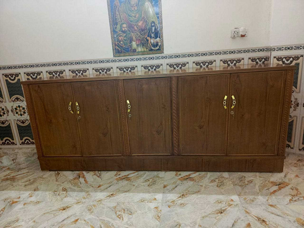 السلام عليكم بوفيه تفصال صاج للبيع المكان ابو دشيرالهاتف ***********
