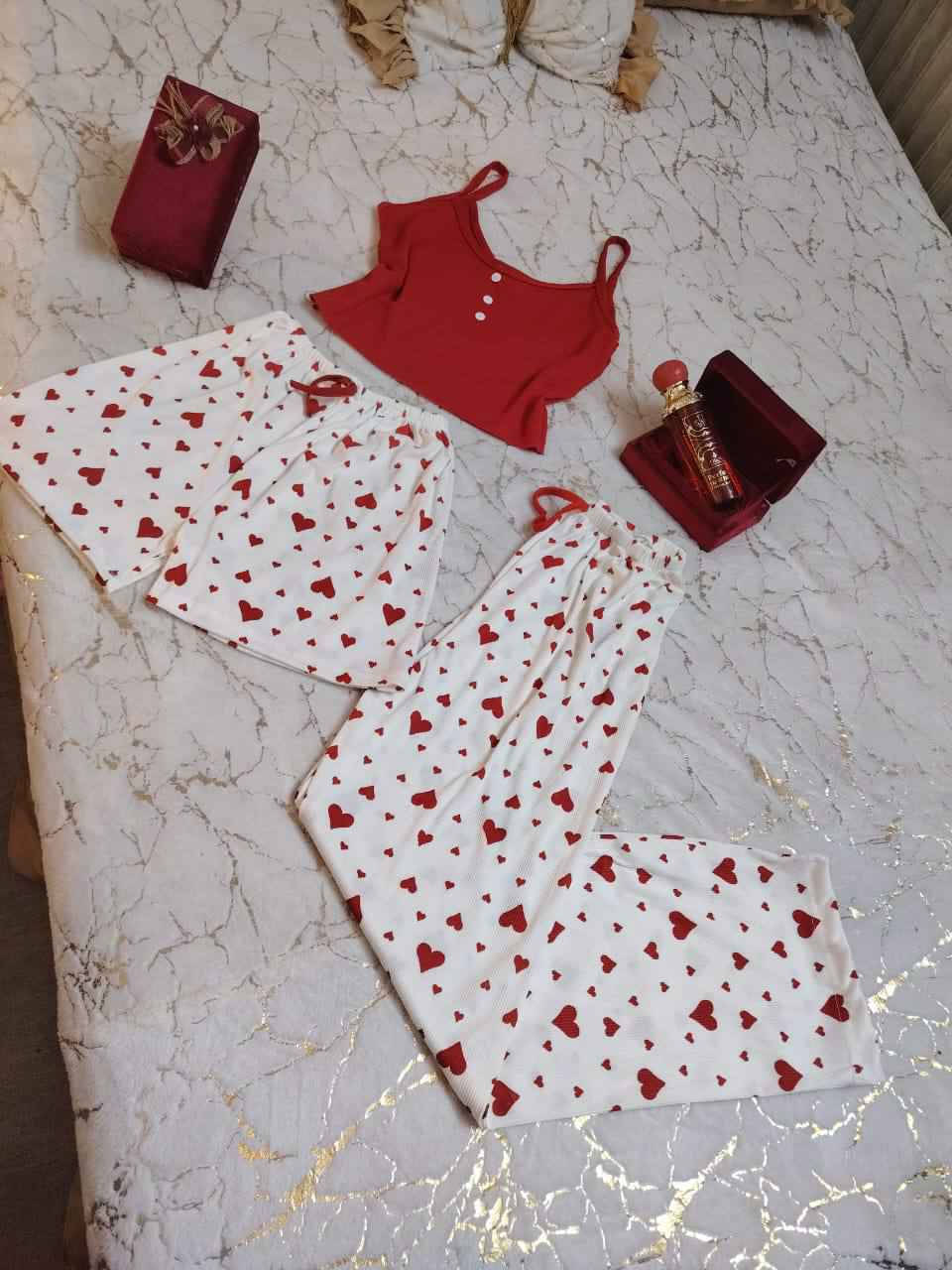 طقم بيجاما نسائي 3 قطع👚

يتوفر توصيل جميع محافظات العراق 🚙 البصرة, العراق


**إذا كنت صاحب هذا الإعلان وتريد حذفه لأي سبب، رجاءا أرسل رسالة إلى الدعم الفني**