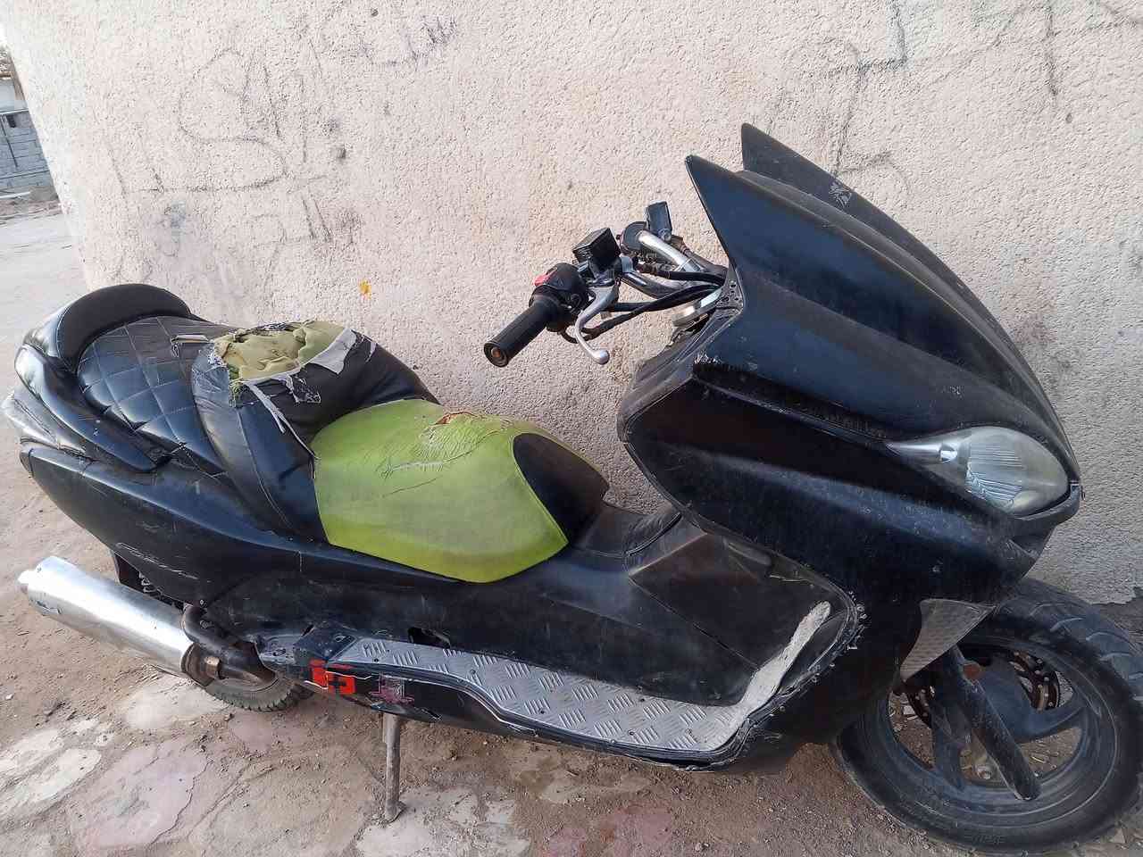 سلام عليكم دراجه فورزه للبيع عوزه ترتيبات شويه سعر 350 رقمي***********
