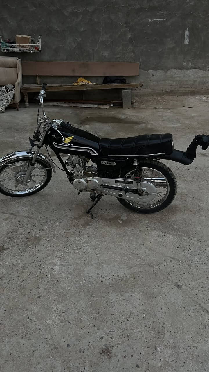 سلام عليكم من رخصت مدير الكروب ماطور 4كير للبيع موديل2023اوراق اصولي مو سكنر الماطورمعمر جديد وكلشي ماعايزه السعر600وبي مجال قليل (***********) متواجد عل خط
