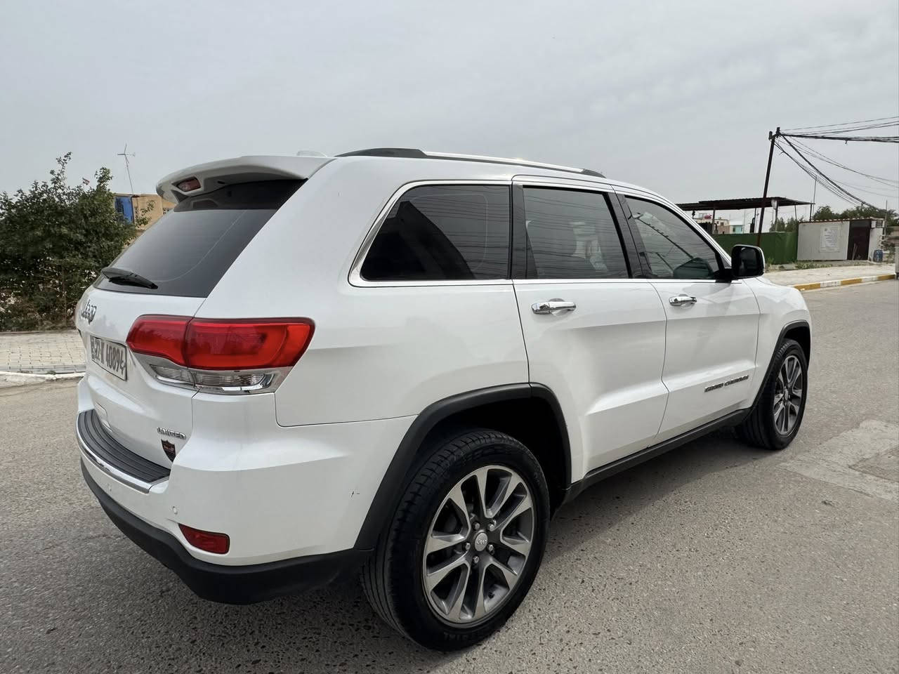 سلام عليكم سيار نوع جيب لأريدو خليجي موديل 2018فول مواصفات لمتت اعله فاه خنك بنرامه بصمه شاشه كأمره حساسات امامي خلفي كشنات تدفه تبريد كهرباي جنطه كهرباي رادرات مانع تصادم فول خنك كفاله كير مكينه حداديه تخم تاير تبريد كفاله من ضربه تبديل بيه مكانين صبغ شخطن ورشيتهن والباقي كفاله عامه تحويل وكاله مباشر العنوان كربلاء السعر ٢٢٨بيه مجال حك الجيه رقم الهاتف ***********تصال
