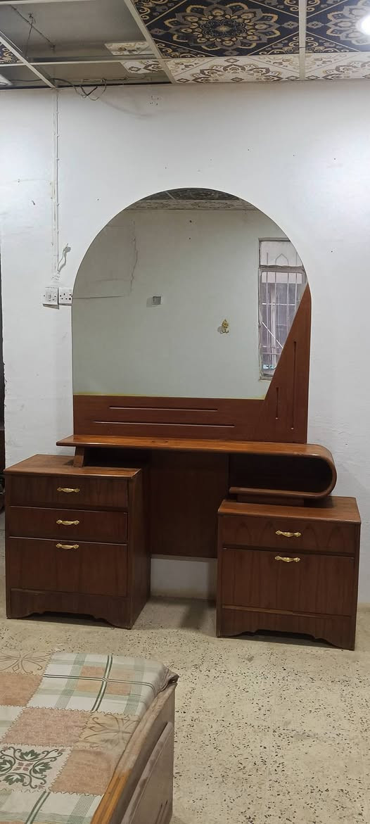 غرفة صاج نجارة للببع
***********
