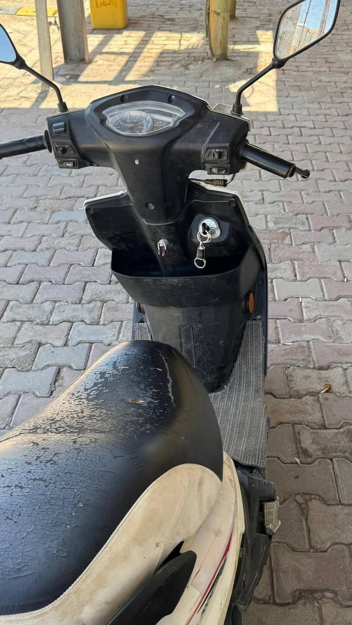 هاوجي رص 2020 محرك مكفول بس يرادلها ترتيبات شوي ع الخارج سعرها 350 وبيها مجال مكان الرمادي سجاريه
***********

