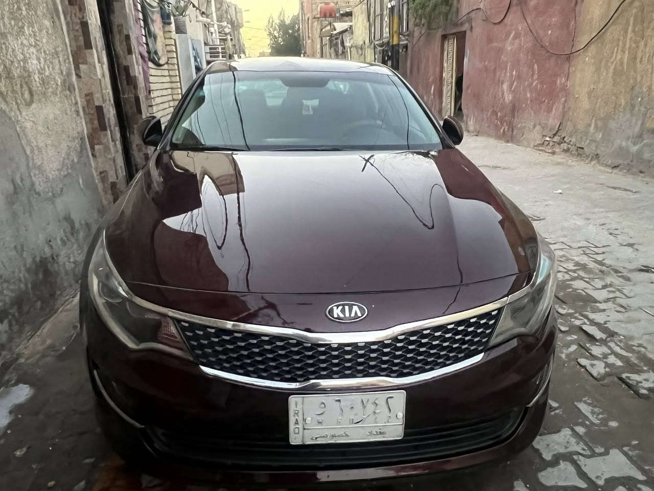 كيا أوباما موديل 2016 كرزي
مكينه 2400
حادثها جاملغ وبنيد بدون لغد ولا شاصي 
سياره ماشيه 128 الف 
بكان سياره بغداد مدينه الصدر 
سعر 120 
رقم الهاتف ***********
