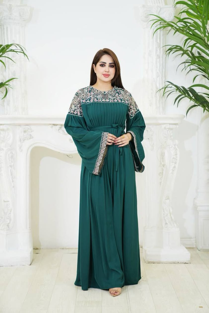 ✨ قفطان مغربي ❤️ يتكون من قطعتين :-
✨✨✨ القفطان + حزام 
🪄 تطريز حاسبة + ستراس حراري الأصلي
✨ القماش حرير أماراتي الأصلي 💯
🎗️الوزن:- من وزن 60 الى وزن 110
🎨🎨 الألوان :- حسب الصور المعروضة 
💸السعر = 45 الف دينار فقط 
للحجز والاستفسار التواصل على الخاص


**إذا كنت صاحب هذا الإعلان وتريد حذفه لأي سبب، رجاءا أرسل رسالة إلى الدعم الفني**