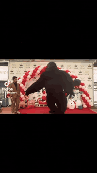 توفر بدلة الغورلة كما موضح ب الفيديو متوفر توصيل جميع محافظات تواصل وا...