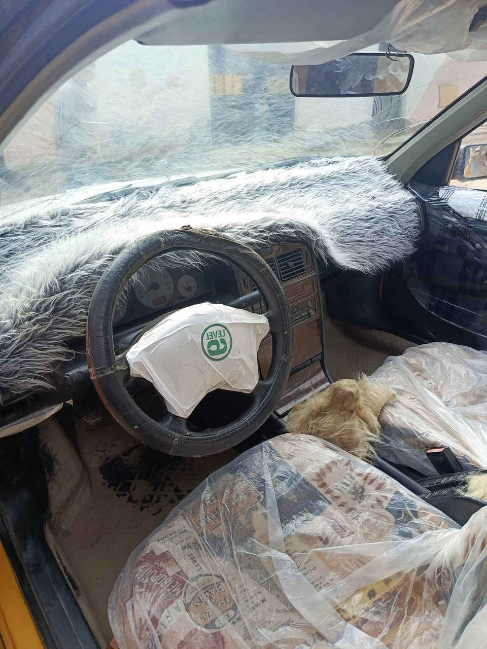 اسلام عليكم بيحو بارص 2010 رقم مثنى هيئة وغرامات وتحويل كفاله  السيارة ابيع هلموجود السعر 25 وبيه  مجال  العنوان النجف ناحية الحيره رقم الموبايل *********** بيع مستعجل
