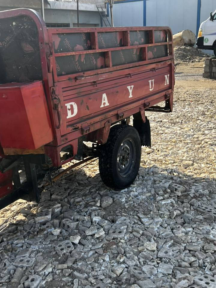 ستوتةة دايوان نضيفة مثل ماكدامكم اوراق كامله السعر 800 وبيه مجال.👍🏿 تواصل واتساب فقط.

***********
