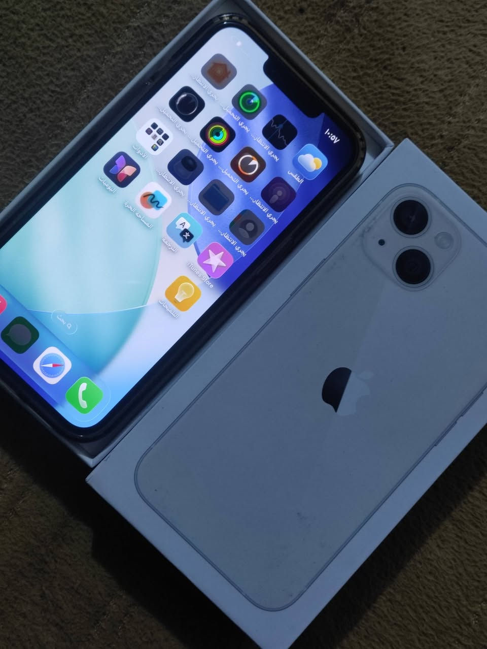 ***********ايفون 13عادي جهاز كفاله بطاريه 81 ذاكره 128 وياه كمل ملحقاته سعره 400
