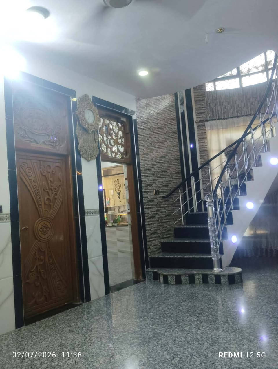 دار للبيع مساحه 500 متر طابو زراعي باسمي نزله الساده البحارنه محاذي للتبليط ركن يحتوي على غرفتين نوم واستقبال وصاله ومطبخ ومجمع صحيات وحديقه خارجيه بمساحه جيده بناء حديث صب كونكريت
السعر على الخاص 

***********
دار للبيع مساحه 500 متر طابو زراعي باسمي نزله الساده البحارنه محاذي للتبليط ركن يحتوي على غرفتين نوم واستقبال وصاله ومطبخ ومجمع صحيات وحديقه خارجيه بمساحه جيده بناء حديث صب كونكريت
