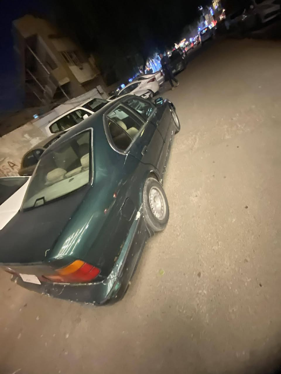 السلام عليكم BMW للبيع موديل 91 محرك مسكر كير اوتماتيك فول حداديه نص عمر رقم أنبار تحويل مباشر السعر 35وبيه مجال  للستفسار اتصل على هاذا الرقم ***********
