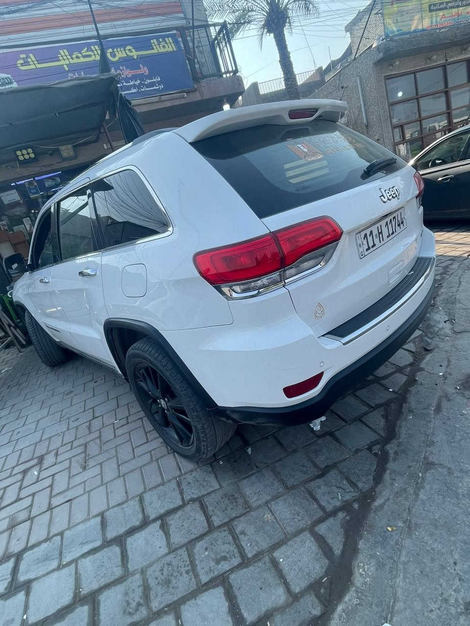 السلام عليكم من رخصة ادارة الكروب
جيب للبيع موديل ١٧ فول مواصفات بغداد تحويل بشرط 

مكاني بغداد البنوك. متوفر ماسنجر واتساب  السعر ١٧٣ قابل للتفاوض 

***********
