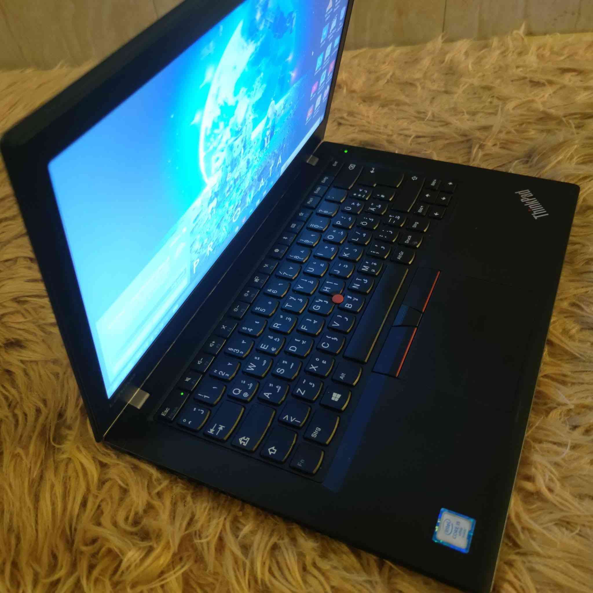 لابتوب من شركة Lenovo
المعالج كوراي5 

الجيل السادس 

الرام 8كيكا 

الهارد 256 SSD 

حجم الشاشه 14 انج بدقة full HD 

الويندوز 10 برو 64بت 

كيبورد عربي انكليزي ليزري

السعر 225 الف بي مجال 
استعمال اسبوع نظيفة جدا
بغداد حي العامل شارع 30
الاتصال ***********

