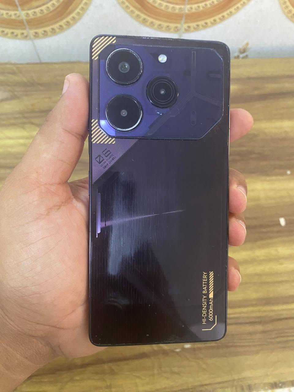 بوفا 6 برو 5G
ذاكره 256
رام 12+12
بطاريه 6000
كاميرا 108p
معالج 6080 داينمستي 
ببجي
الشاصي من فوگ مايع شويه اثر حراره بس مماثر
بيع او مراوس 
بدون ملحقات


**إذا كنت صاحب هذا الإعلان وتريد حذفه لأي سبب، رجاءا أرسل رسالة إلى الدعم الفني**