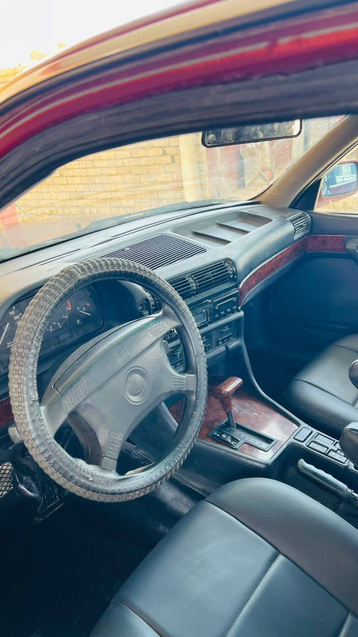 BMWحجم730محرك30 6Vرقم نينوى شرط تحويل كير محرك شرط سعر38بي مجال
***********
