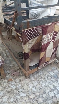 ميز خياطة • مسطبات جلوس